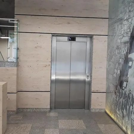 L&l Old Town Апартаменты